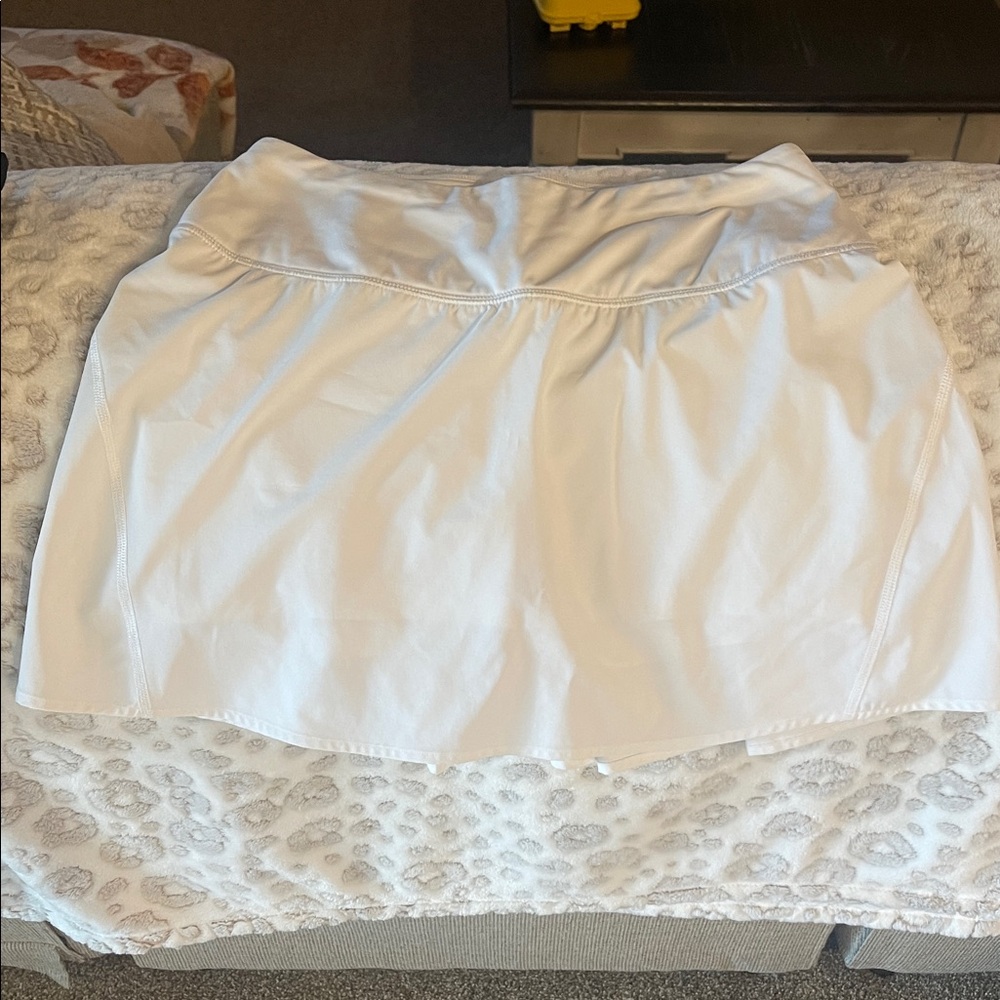 Elegant White Women's Skirt- Calia by Carrie Underwood